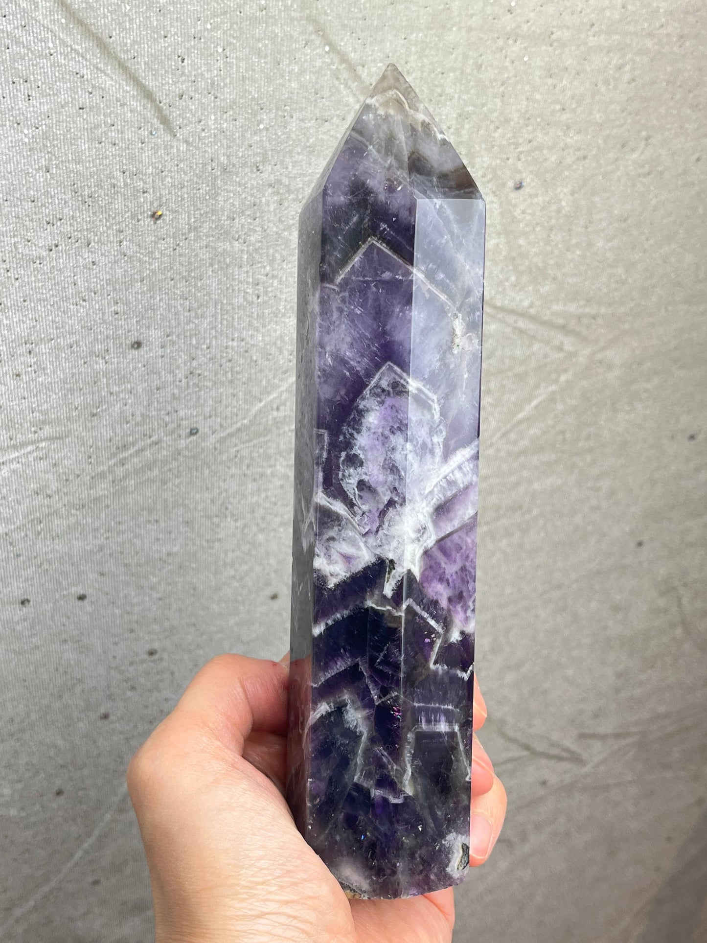Chevron Ametyst tårn 19cm