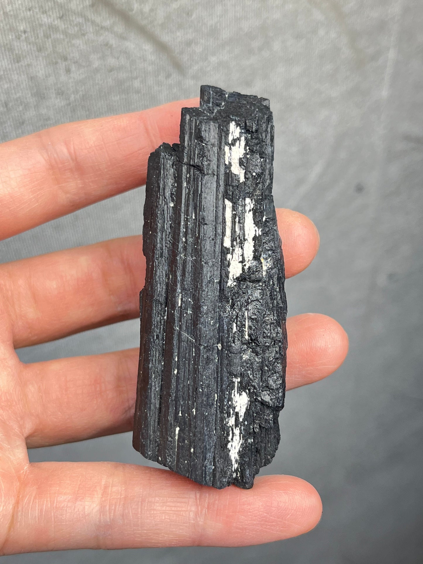 Svart Turmalin Rå 50-100g