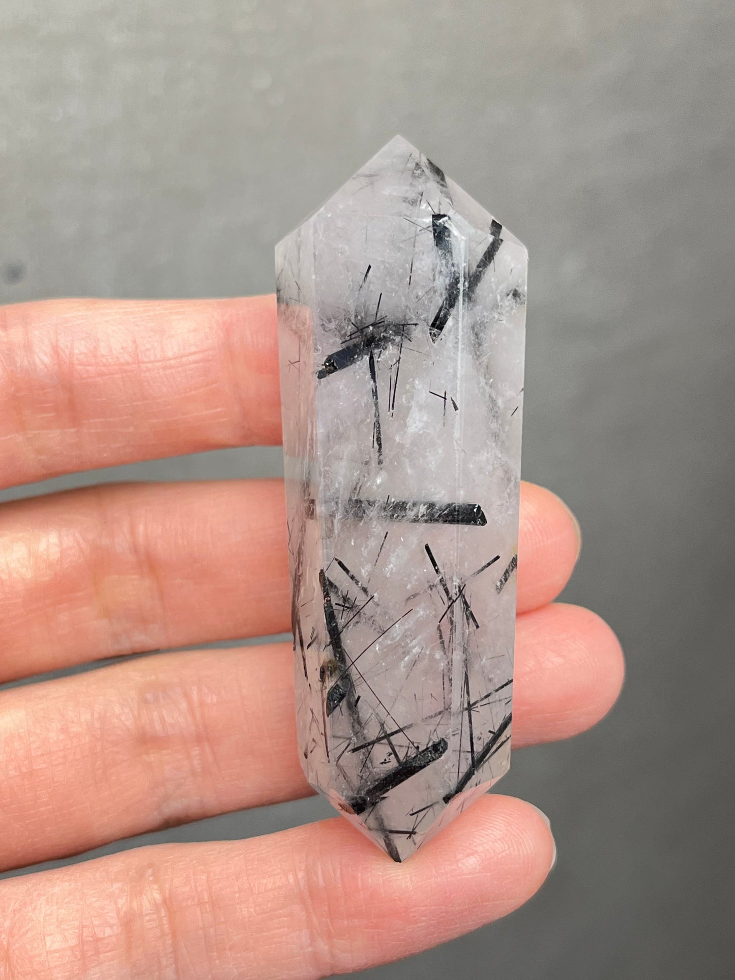 Turmalinkvarts polert dobbelt terminert