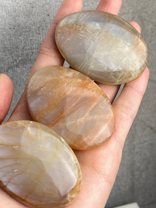 Månestein Håndstein