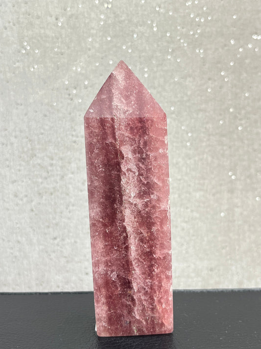 Jordbærkvarts tårn B