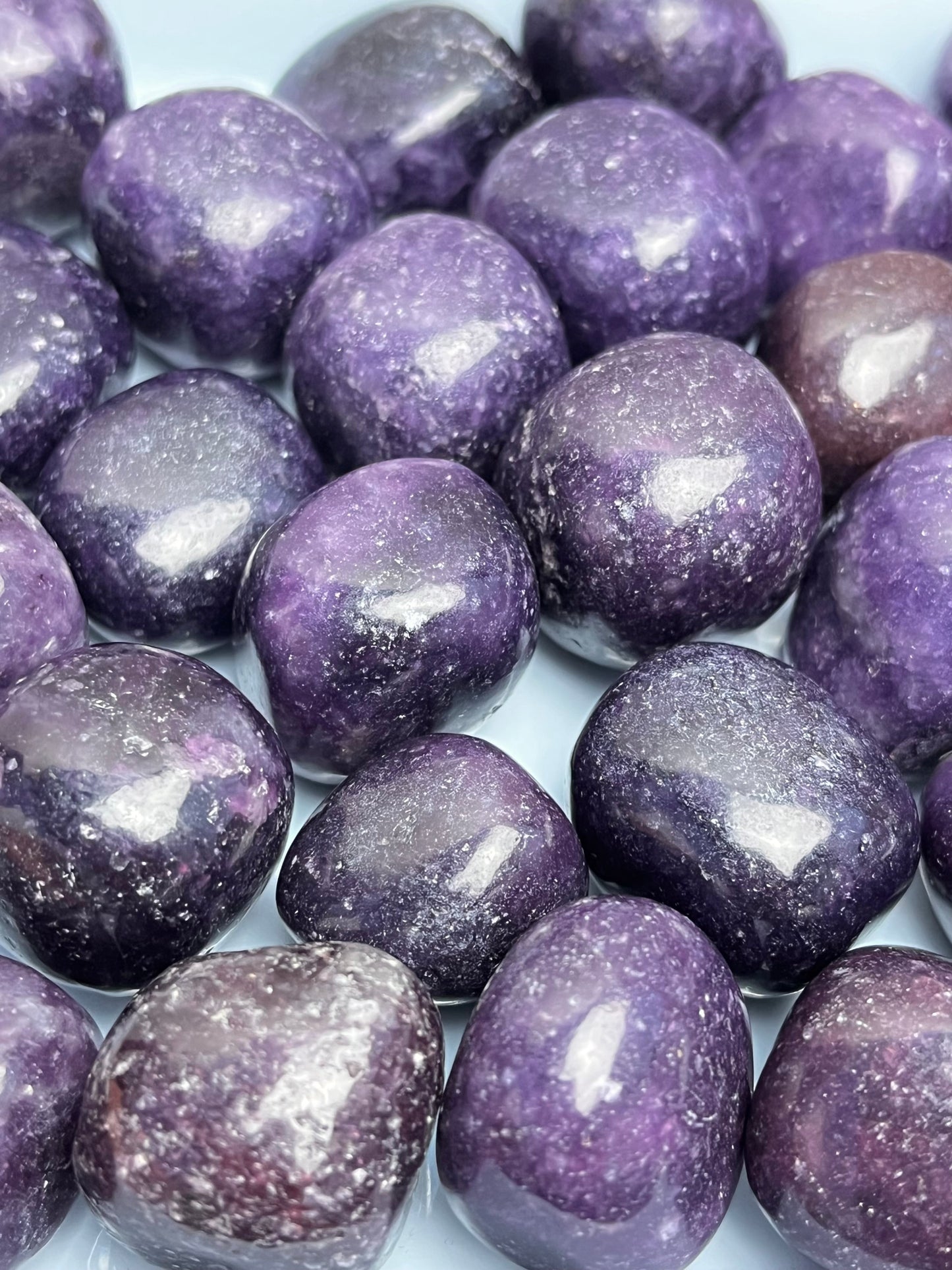 Lepidolitt tromlet 20-25mm