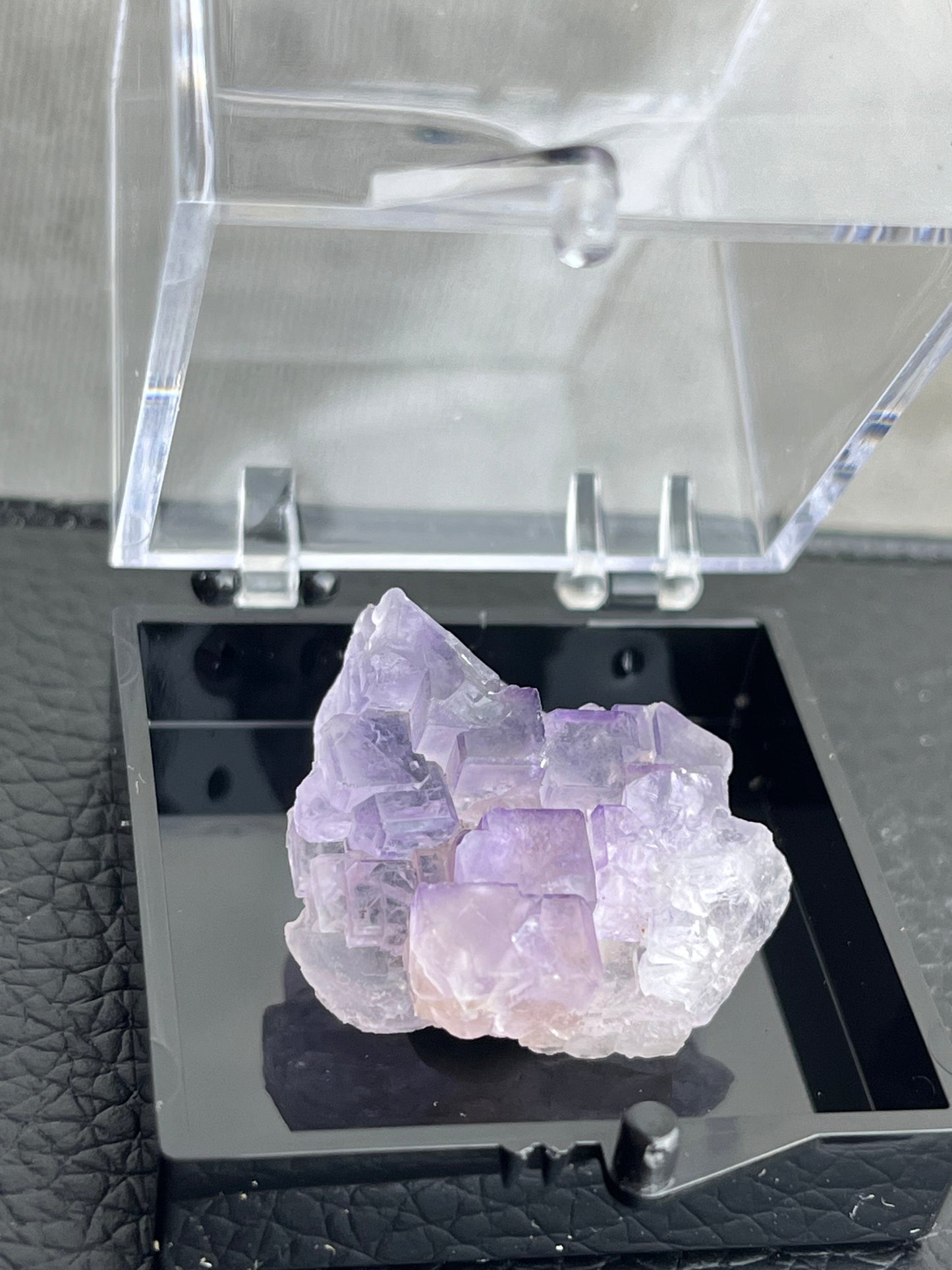 Lilla Fluoritt med boks, God kvalitet C