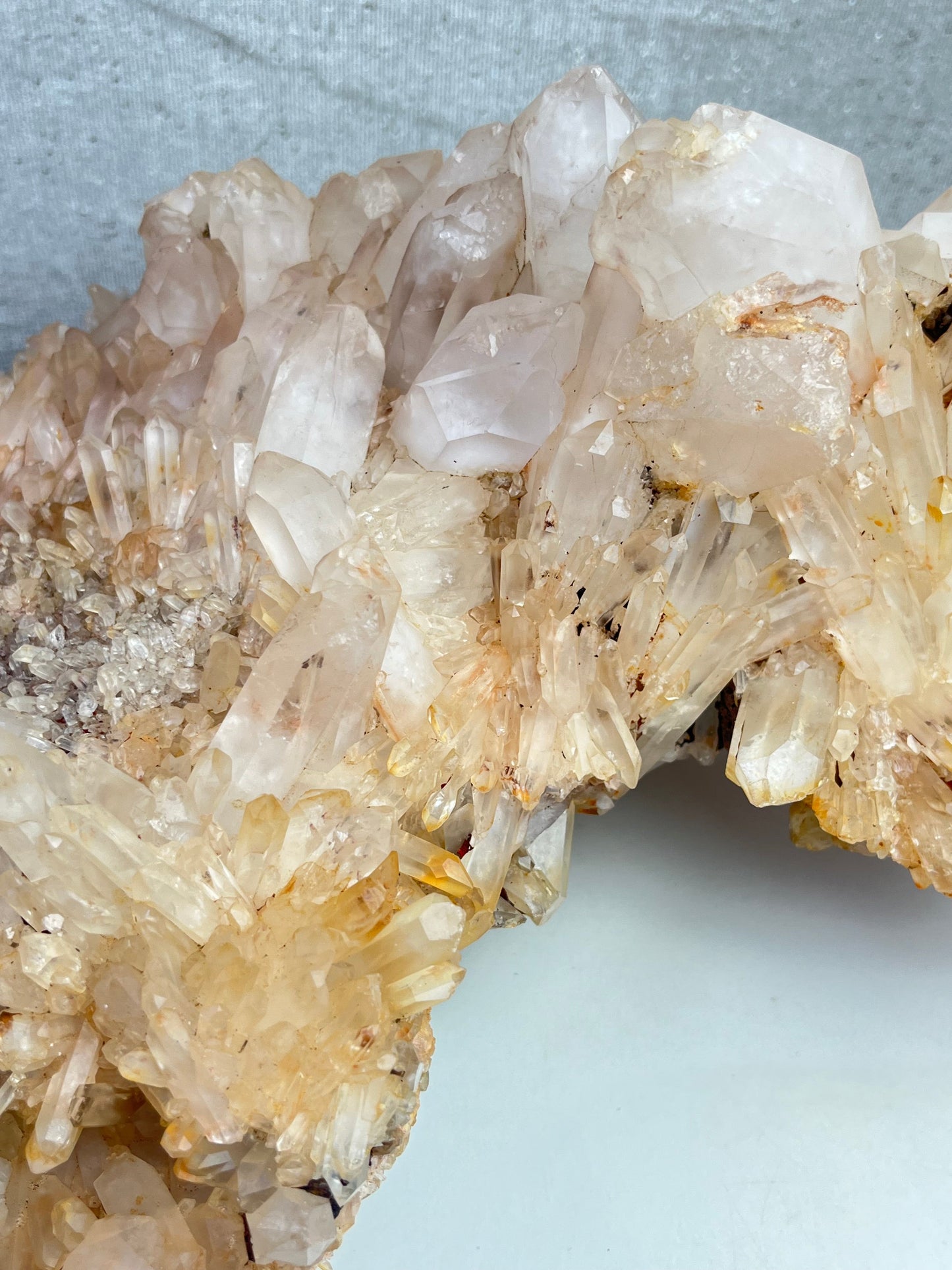 Kvarts gruppe med jernoksid XL, 3.2kg