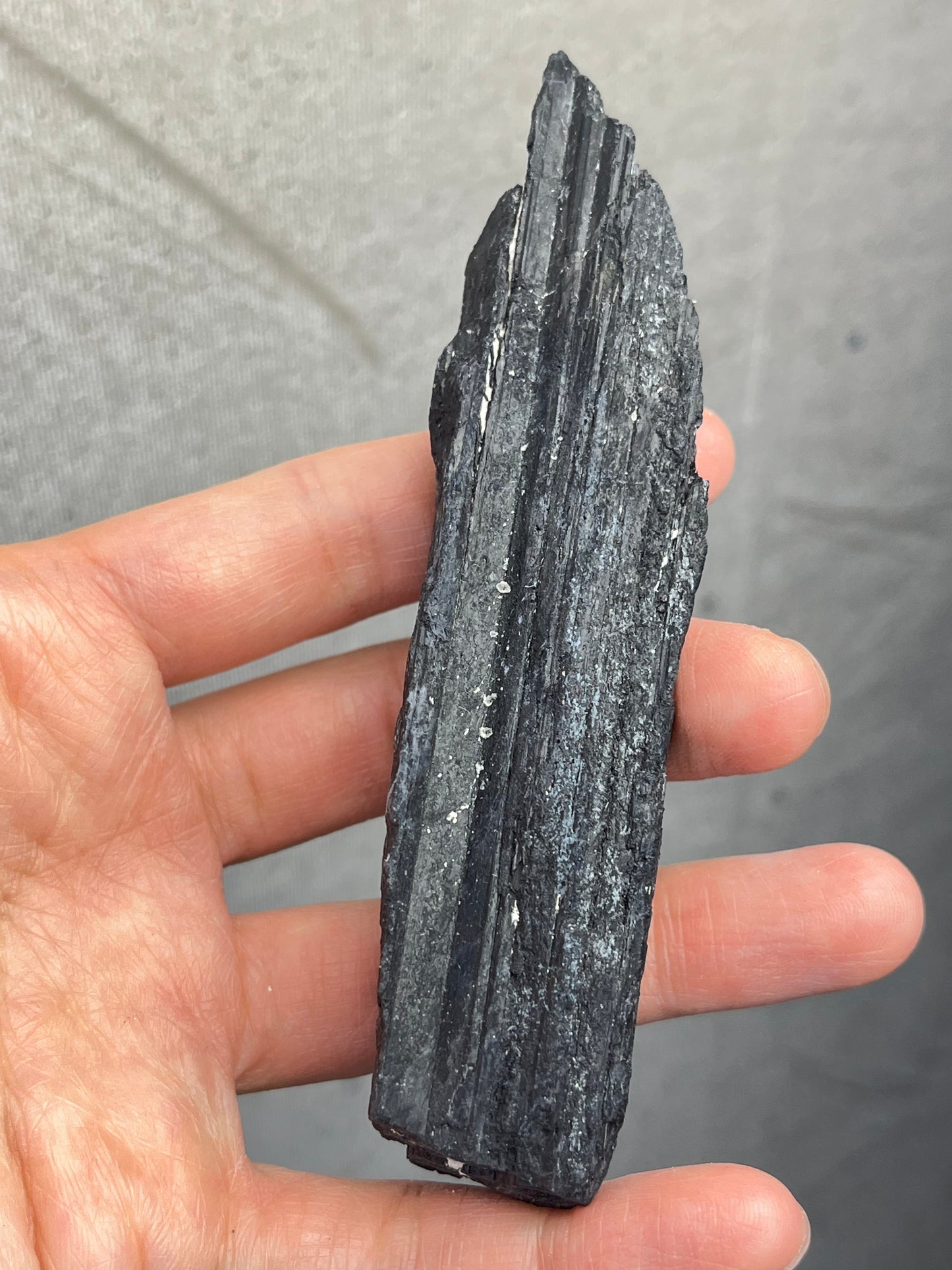 Svart Turmalin Rå 50-100g