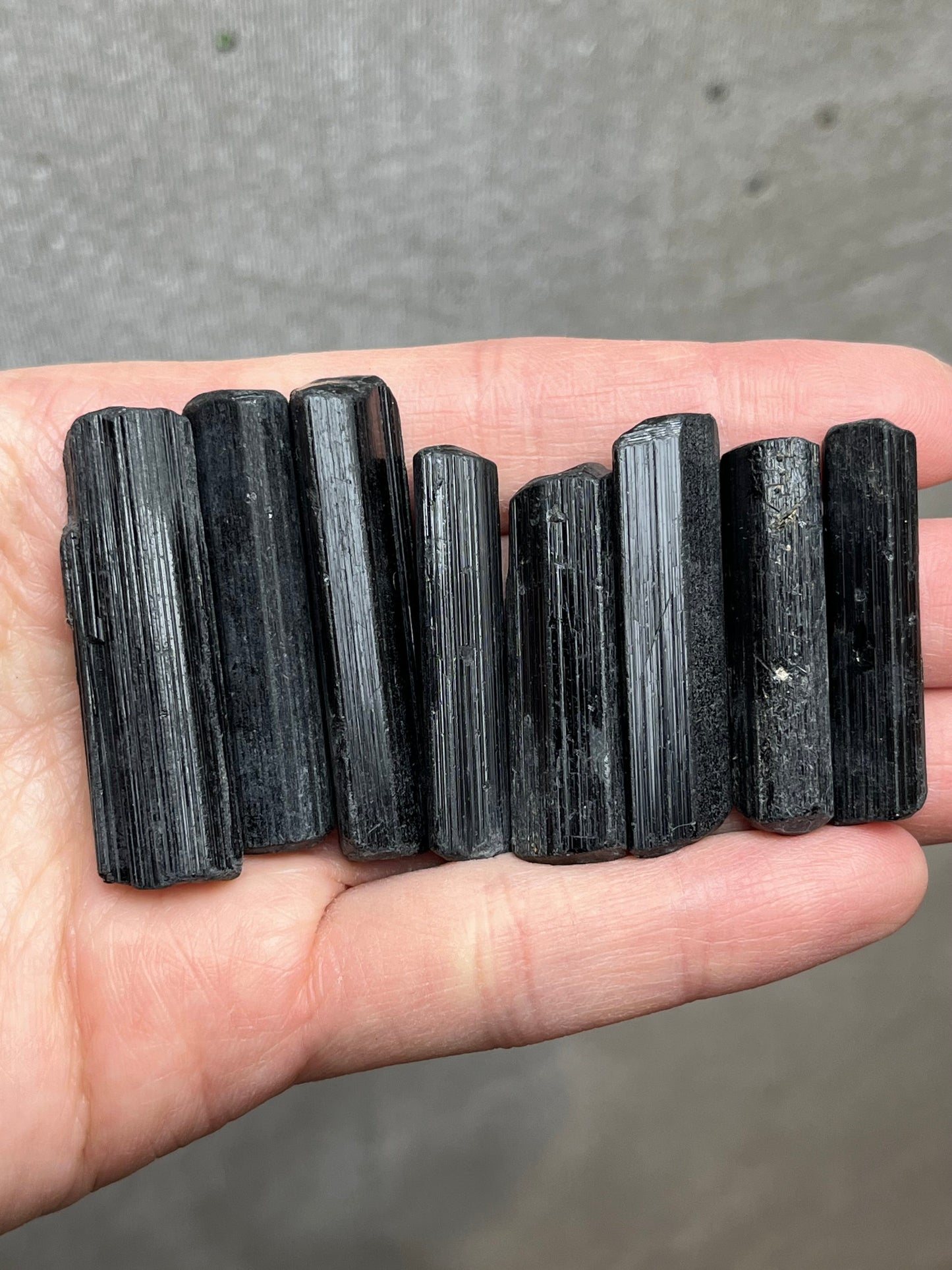 Svart Turmalin Rå 30-45mm