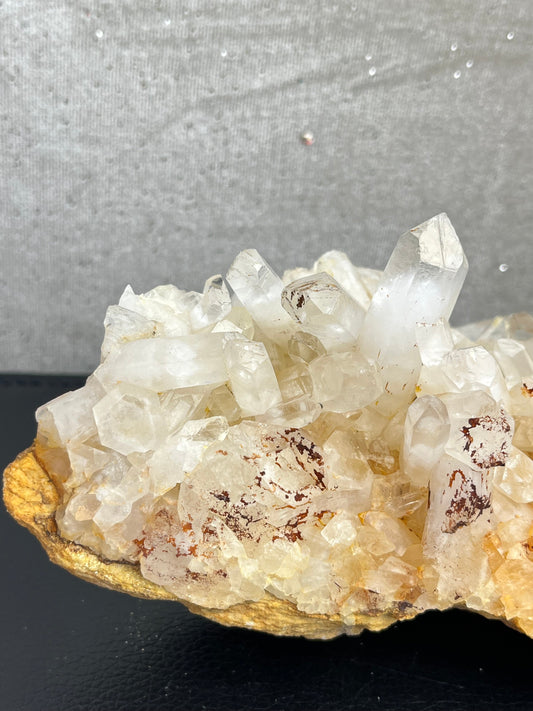 Kvarts gruppe med jernoksid