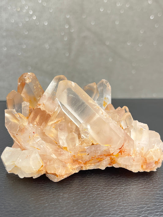 Kvarts gruppe med jernoksid