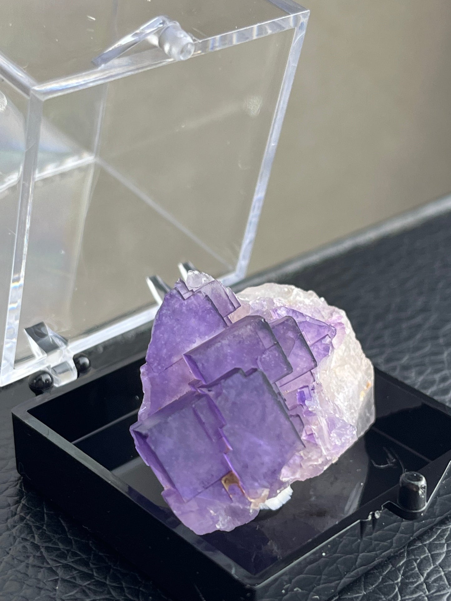 Lilla Fluoritt med boks, God kvalitet I