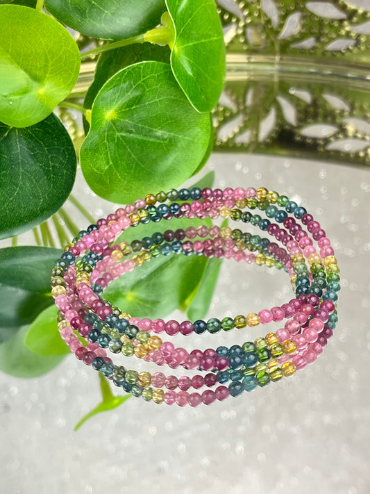Regnbue Turmalin armbånd 3mm+ (3 ganger rundt armen)