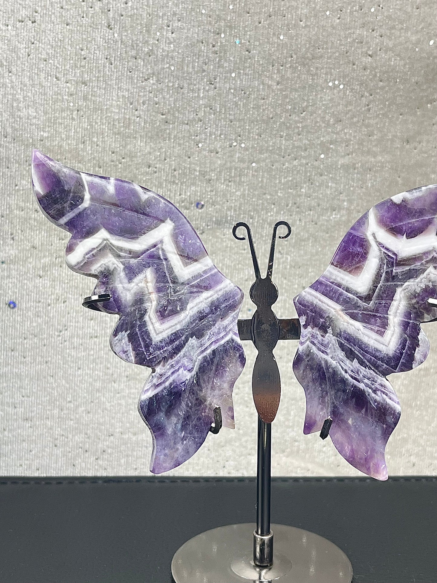 Bånd Ametyst Vinger (med stand)