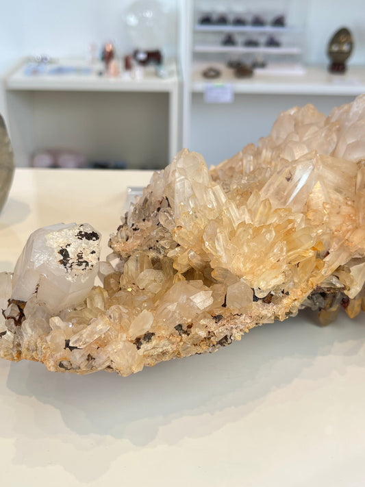 Kvarts gruppe med jernoksid XL, 3.2kg