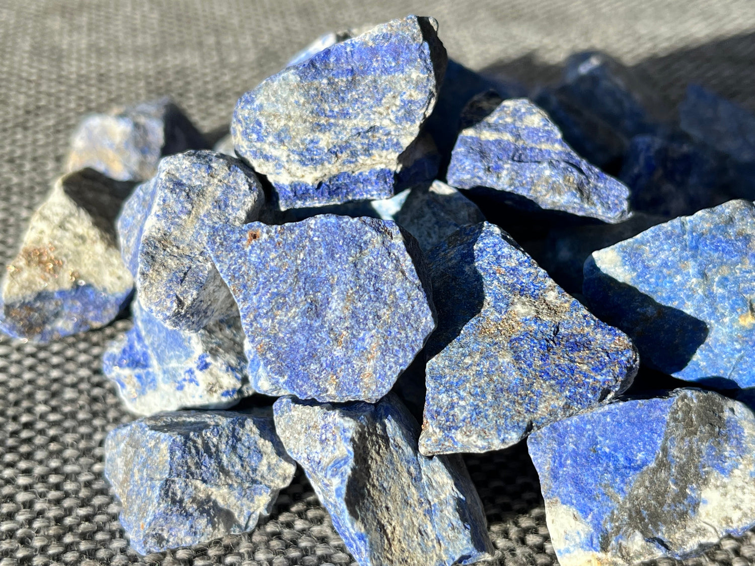 LAPIS LAZULI