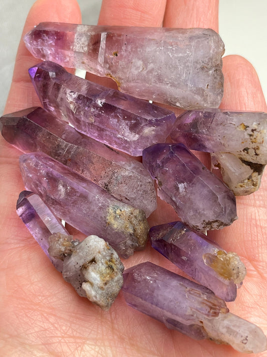 Røykkvarts+Ametyst med hematitt 2-4cm (Shangaan Amethyst)