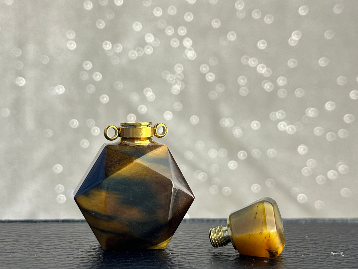 Parfymeflaske/ Anheng, Tigerøye