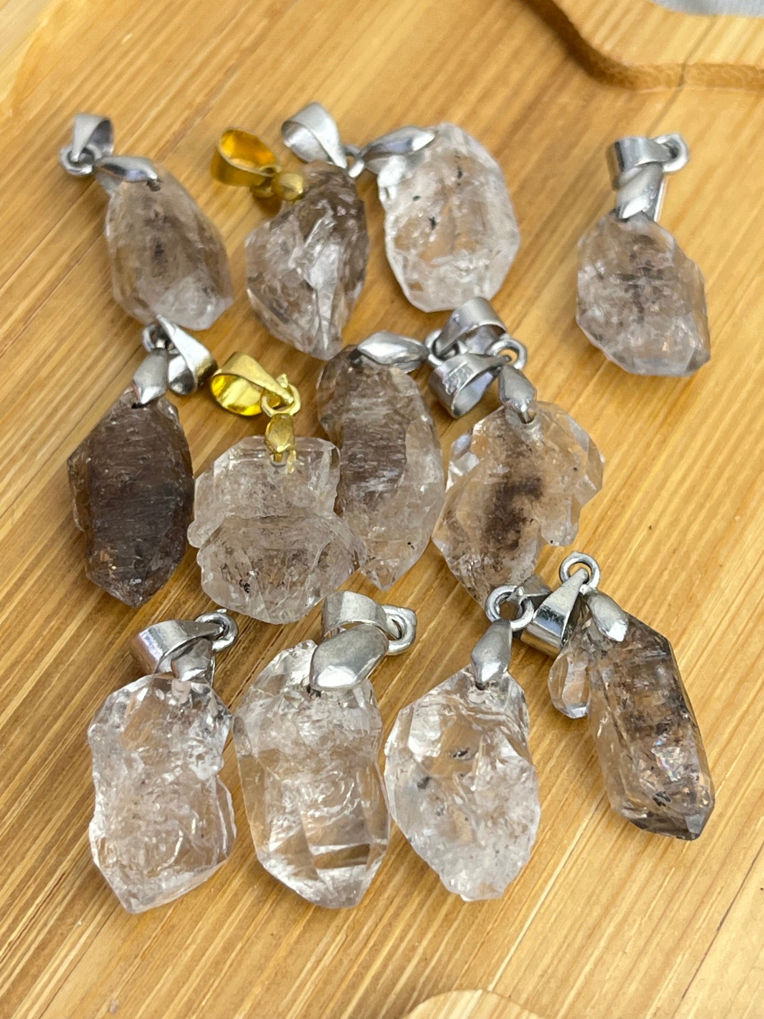 SKELETAL ELESTIAL KVARTS