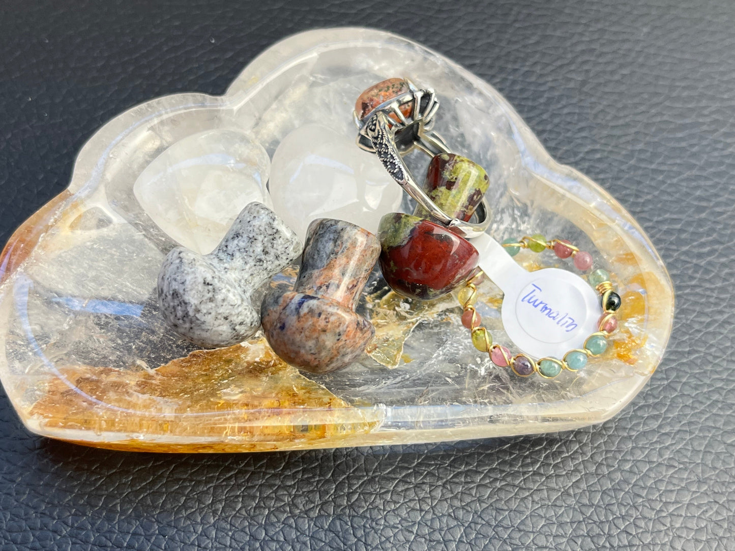 Golden healer kvarts plate, sky